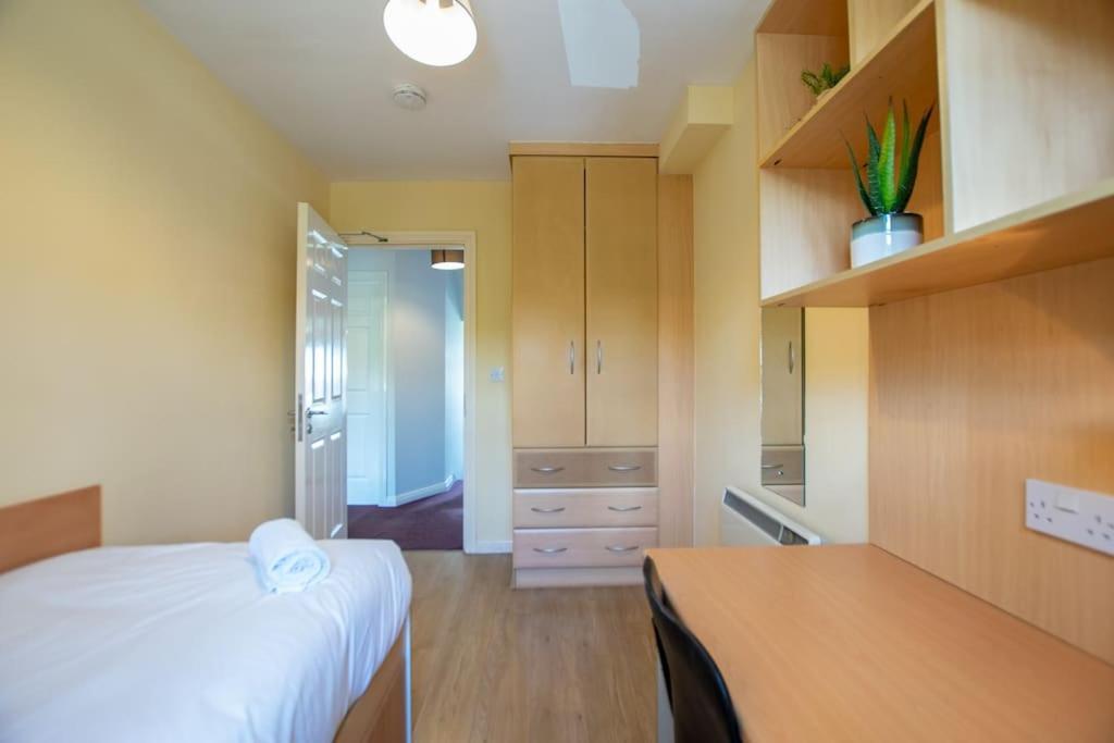 106 - The Townhouse By Shortstays Galway Exterior photo