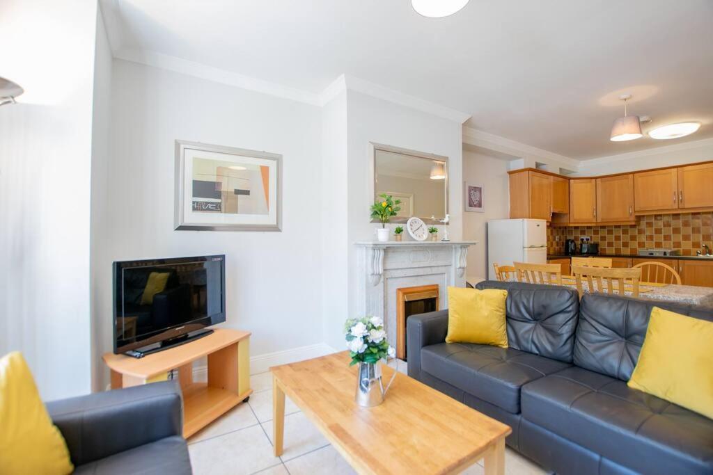 106 - The Townhouse By Shortstays Galway Exterior photo