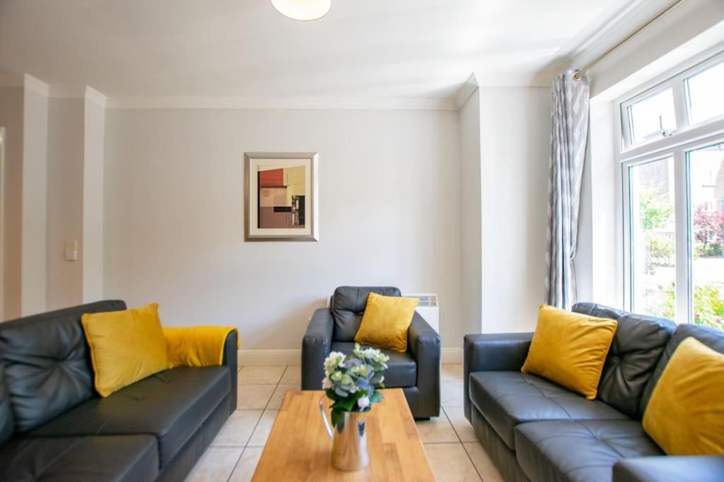 106 - The Townhouse By Shortstays Galway Exterior photo