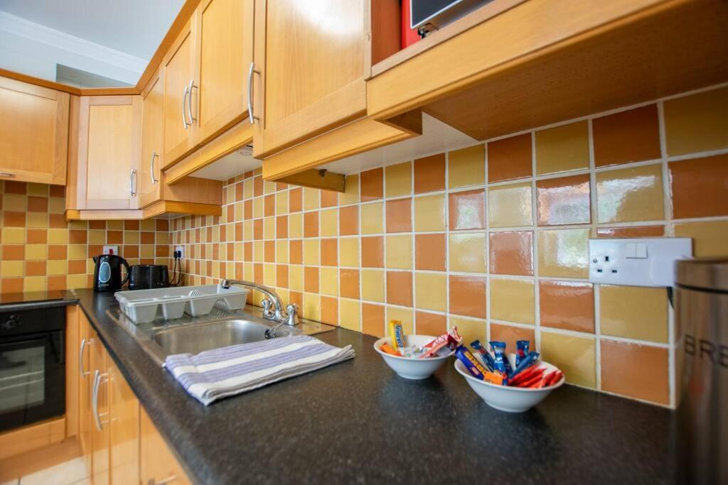 106 - The Townhouse By Shortstays Galway Exterior photo