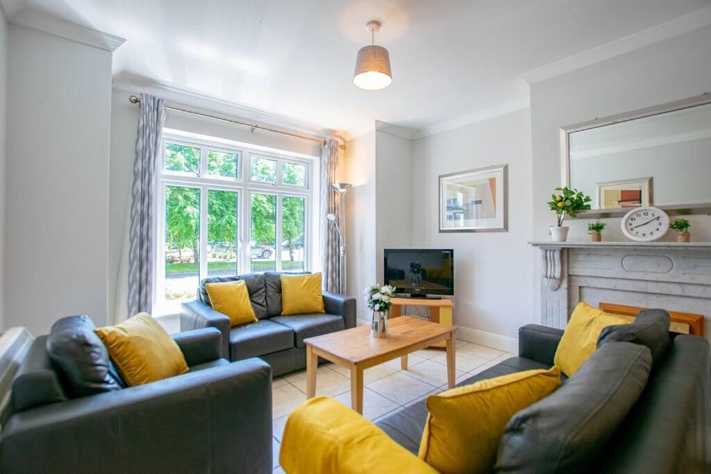 106 - The Townhouse By Shortstays Galway Exterior photo