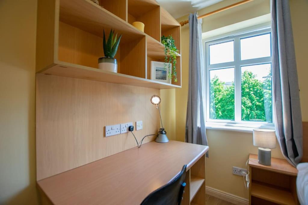 106 - The Townhouse By Shortstays Galway Exterior photo